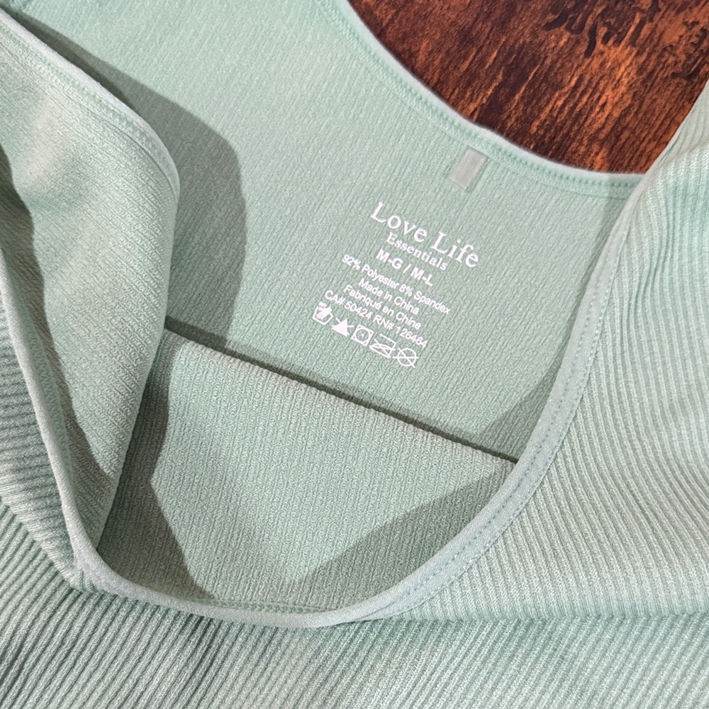 Mint Green Ribbed Crop Top - Picture 2 of 2